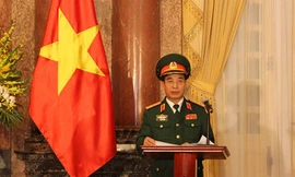 Thượng tướng Phan Văn Giang, Ủy viên Trung ương Đảng, Ủy viên Thường vụ Quân ủy Trung ương, Tổng Tham mưu trưởng Quân đội nhân dân Việt Nam, Thứ trưởng Bộ Quốc phòng.