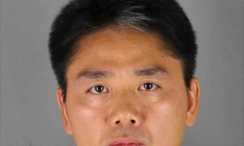 Bức ảnh do văn phòng cảnh sát trưởng Hennepin công bố hôm 31/8 sau khi ông Lưu bị bắt ở TP Minneapolis. Ảnh: AP