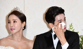 ‘Hoa hậu World Cup’ lấy chồng kém 17 tuổi: Chú rể khóc, gia đình chê