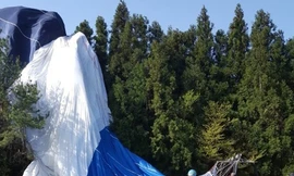 Hiện trường vụ khinh khí cầu rơi. Ảnh: Yonhap