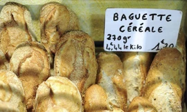 Làm việc không nghỉ, chủ tiệm bánh mì bị phạt hơn 80 triệu đồng