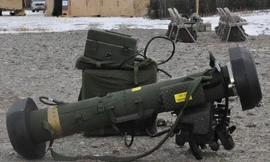 Bản tin 10h: Ukraine nhận tên lửa chống tăng Javelin từ Mỹ