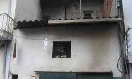 Cháy nhà, nam thanh niên may mắn thoát chết