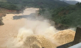 Mưa lớn bất thường, nhiều thủy điện ở Quảng Nam thông báo xả điều tiết