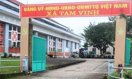 Trụ sở xã Tam Vinh.