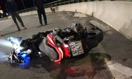 Quảng Nam: Tông xe máy vào lan can cầu, nam thanh niên tử vong tại chỗ