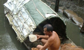 Hãy xem lại tư cách đại biểu nhân dân