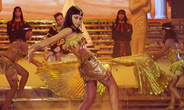 Minh Hằng: Nữ hoàng gợi cảm