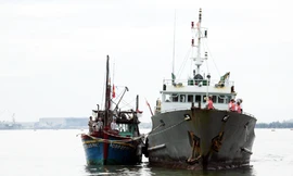 Tàu Trung Quốc liên tục cản trở tàu cá Việt Nam