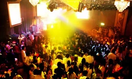 Ăn chơi tuổi teen: Từ nhà hàng đến sàn nhảy