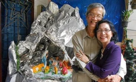 Thư tình người đàn ông 65 tuổi gửi vợ khiến giới trẻ cảm phục