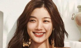 Khi sao Hàn trở thành diễn viên chính bất đắc dĩ trong phim “Sống chung với fan cuồng”