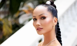 Hoa hậu H’Hen Niê phẫn uất nhờ 'lật mặt' kẻ dùng trái phép ảnh cô cho vỏ thuốc 'phòng the'