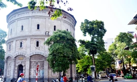 [ẢNH] Những tuyến đường ngập tràn hoa sữa ở Thủ đô