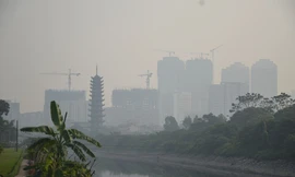 [ẢNH] Hà Nội chìm trong sương mù như London