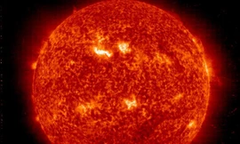 Bão mặt trời ‘rực rỡ’ tấn công Trái đất