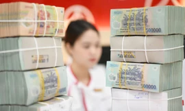 Lý do ngân hàng ồ ạt tăng lãi suất tiết kiệm trước Tết 