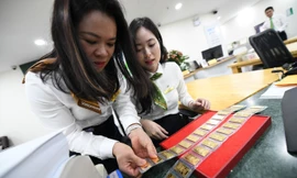 Giá vàng ở mức cao, ngân hàng cảnh báo lừa đảo