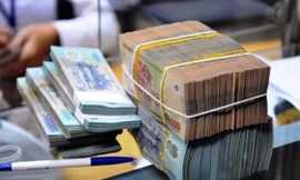 Ngân hàng tức tốc ‘bơm’ vốn