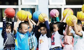 Trung Quốc “chặn” 400 triệu đứa trẻ chào đời