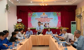 Bí thư T.Ư Đoàn, Chủ tịch Hội đồng Đội T.Ư Nguyễn Ngọc Lương chủ trì buổi tọa đàm