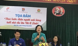 Buổi tọa đàm tổ chức tại TP Điện Biên Phù dưới dự chủ trì của bà Trương Mỹ Hoa, nguyên Phó Chủ tịch nước; anh Nguyễn Ngọc Lương, Bí thư T.Ư Đoàn, Chủ tịch Hội đồng Đội T.Ư