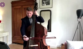 Dàn nhạc "tại gia" gây sốt mạng mùa dịch COVID-19