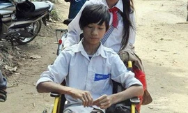 10 năm bò đến trường, chưa một lần nghỉ học