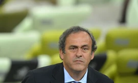 Platini phản đối công nghệ xác định bàn thắng