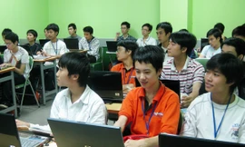 Quỹ Học bổng Tài năng trẻ FPT trị giá hơn một tỷ đồng