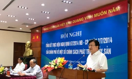 Phó Thủ tướng Trịnh Đình Dũng yêu cầu xử lý nghiêm những tổ chức, cá nhân sai phạm trong vụ hàng loạt tàu cá vỏ thép bị hư hỏng