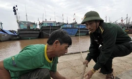 Miền Trung guồng sức chạy đua với bão