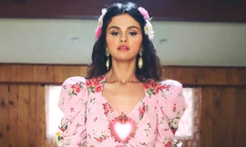 Selena Gomez khiến fan bất ngờ khi chào bằng tiếng Việt trước khi ra mắt “Selfish Love“