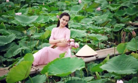 Lộ diện thí sinh hoa khôi sinh viên Hà Nội khả ái