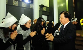 Phó Thủ tướng Trịnh Đình Dũng chia buồn với gia quyến nhạc sĩ, nhà thơ Nguyễn Trọng Tạo