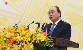 Hiện nay, rác thải nhựa là vấn đề nhức nhổỉ trên toàn cầu, mỗi năm lượng rác nhựa do con người thải ra đủ để phủ kín 4 lần diện tích bề mặt Trái đất, trong đó, 13 triệu tấn rác nhựa trôi nổi, đổ ra đại dương