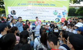 ‘Cậu ấm Phan Hải' gom tiền gây quỹ ủng hộ sinh viên nghèo