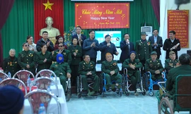 Tiếng hát vang tại trung tâm góp thêm niềm vui đón Tết Nguyên đán Mậu Tuất 2018