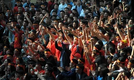 Hàng nghìn sinh viên tiếp sức cho tuyển U23 Việt Nam