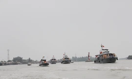 Lực lượng Cảnh sát đường thủy ra quân thực hiện cao điểm