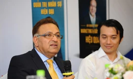 TS Alok Bharawaj chia sẻ tại buổi giao lưu