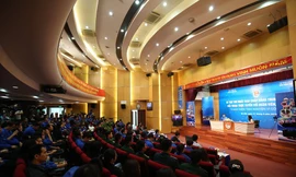 Bí thư thứ nhất T.Ư Đoàn Lê Quốc Phong khẳng định, những hoạt động mang lại lợi ích cho cộng đồng thì không có lý gì lại không ủng hộ. Ảnh: Như Ý