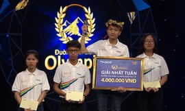 Trần Đình Kiến Giang (THPT chuyên Võ Nguyên Giáp, Quảng Bình) đã có hành trình chinh phục cuộc thi tuần Đường lên đỉnh Olympia ấn tượng