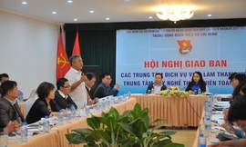 Tại hội nghị, nhiều ý kiến trao đổi thảo luận về công tác tư vấn hướng nghiệp, giới thiệu việc làm cho thanh niên