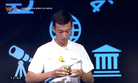 Màn giới thiệu phụ huynh có '1-0-2' của kỷ lục gia Đường lên đỉnh Olympia