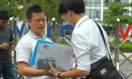 Xúc động thầy, cô 'tiếp lửa' cho thí sinh vượt vũ môn