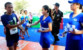 Cách runner hồi phục đơn giản trên những cự ly khốc liệt