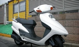 Xe máy cũ: Hết thời lại hay