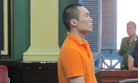 Dùng thẻ tín dụng giả để mua toàn “Táo cắn dở”.