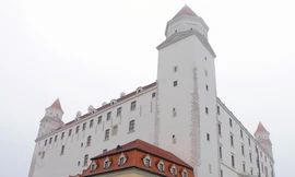 Land Rover sẽ đi ngược lại Brexit để sản xuất ôtô ngoài nước Anh?